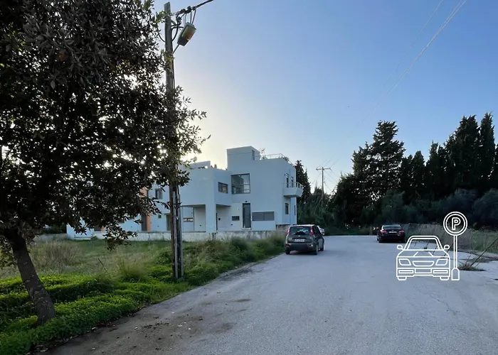 Calm Haven 2024 Apartamento Ialisos